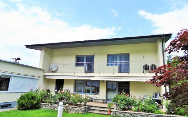 Holiday Flat, Axams