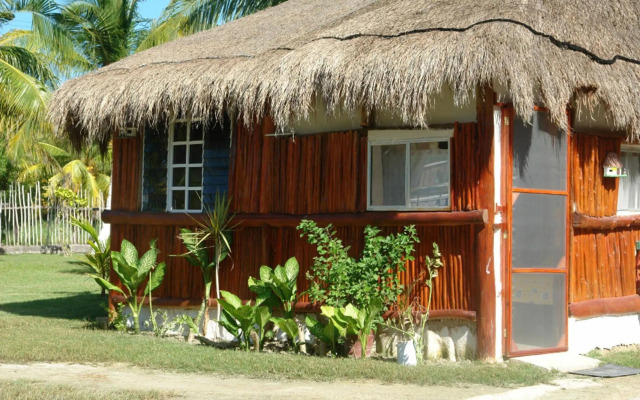 Golden Paradise Hostel