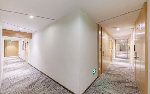 Lavande Hotel Guangzhou Xiajiao Metro Station Yingbin Road