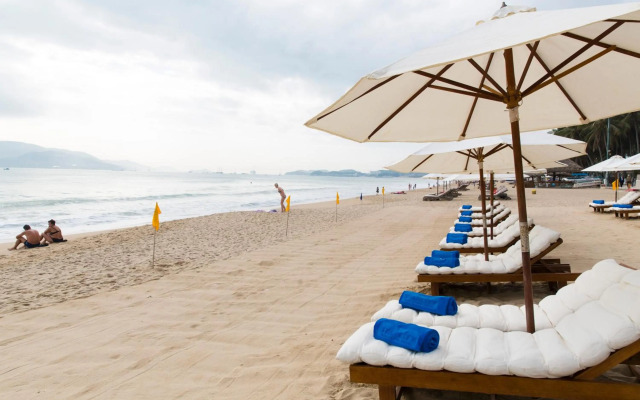 Starcity Hotel & Condotel Beachfront Nha Trang