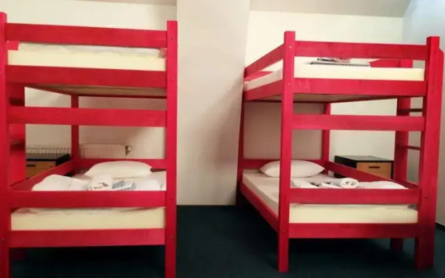 Cheapy Hostel