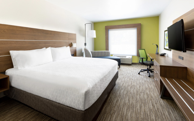 Holiday Inn Express & Suites Oakhurst - Yosemite Park Area by IHG