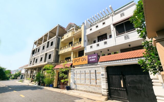 Spot on 695 Sai Gon Dorm - Hostel