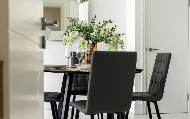 Stylish 2-bedroom Marylebone Retreat