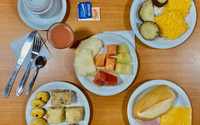 Porto Salvador Hotel