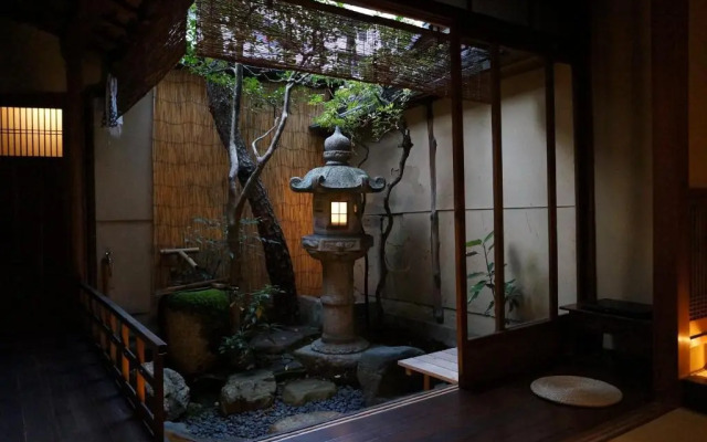 Itoya Stand Guesthouse