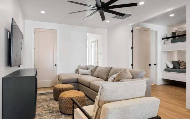 Laguna Beach 4 Bedroom Townhouse