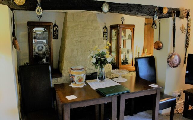 Gwaenynog Farmhouse