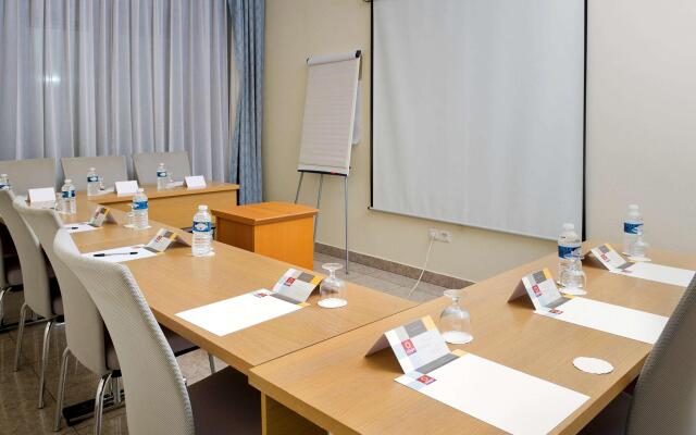Aparthotel Adagio Paris Bercy Village
