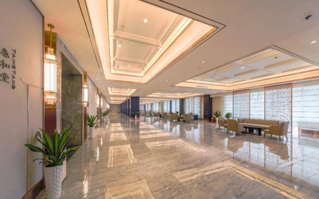 Rezen Heyi Hotel Yizhang