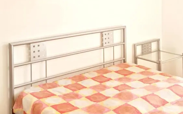 Apartment With 2 Bedrooms in Saint-cyr-sur-mer, With Enclosed Garden a