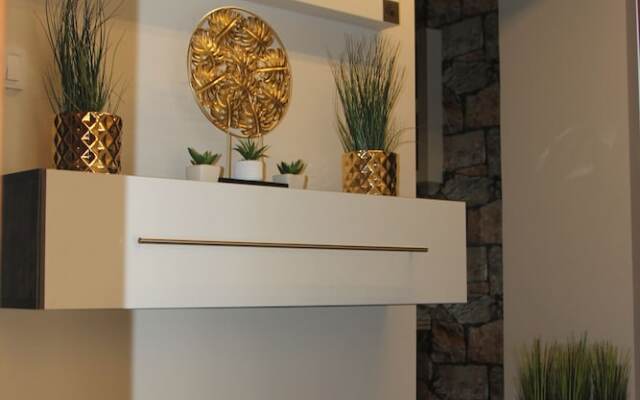 Mox Downtown Apartman
