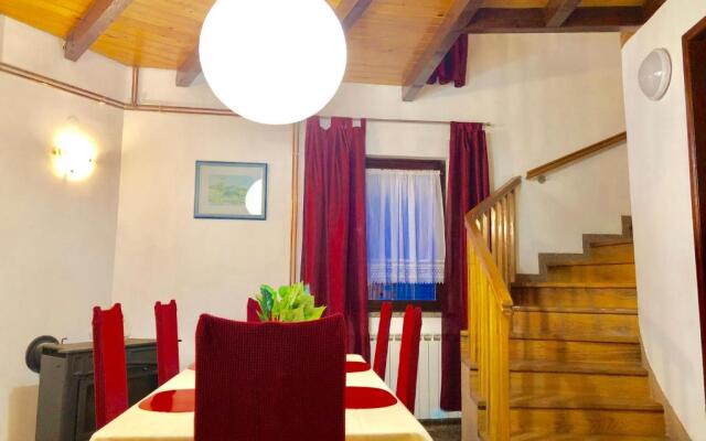 Two Story Studio Apartment Goranka