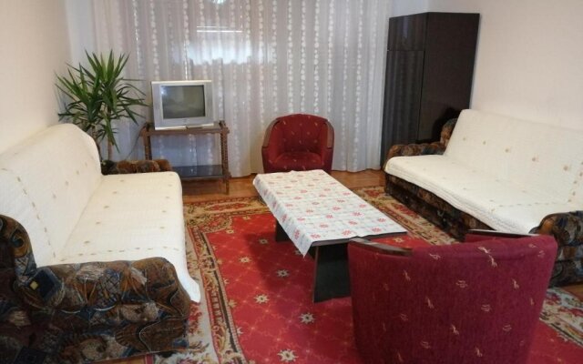 Pansion Velickovic - Apartments, Studios, Rooms