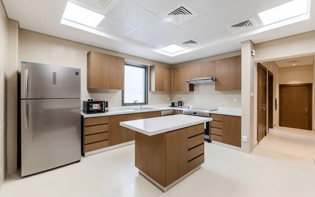 Luxurious 5 Bed Villa 60B Palm Jumeirah