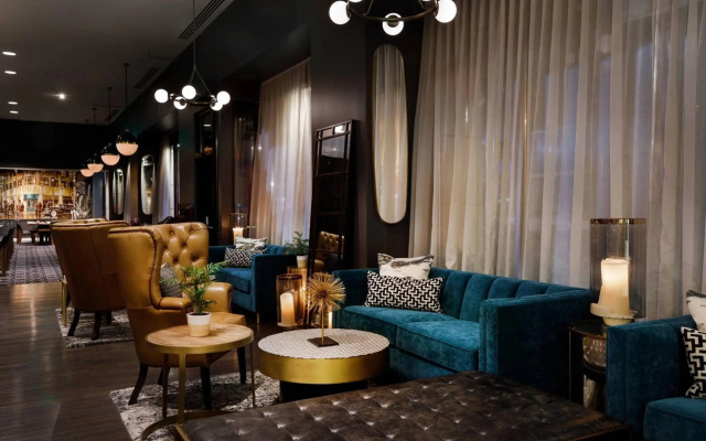 Hotel Metro, Autograph Collection