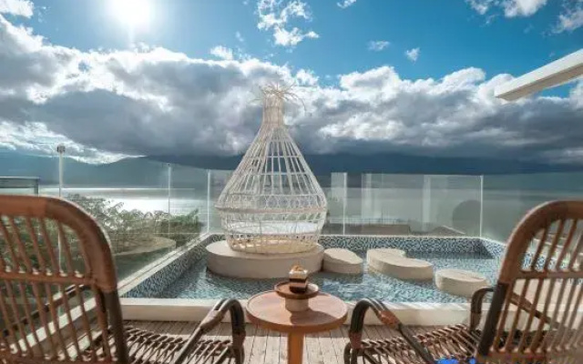 Dali Moon Bay Villa · Lanyue Design Light Luxury Resort (Erhai Airport Branch)