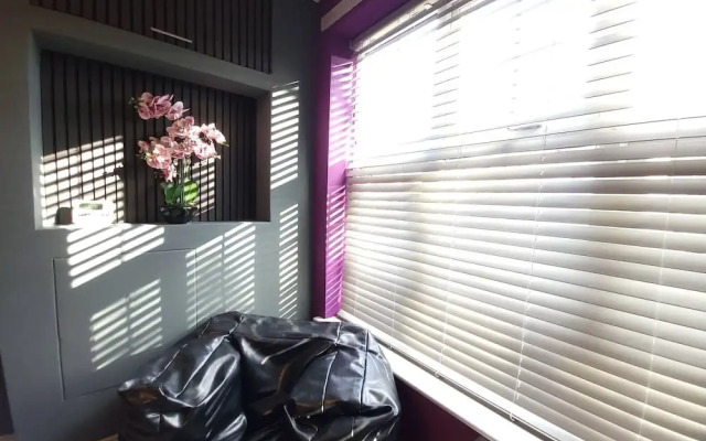 Liverpool City, Fairfield Duplex Suite