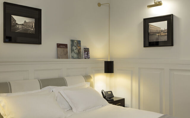 Roof Suite Rome Historic Residence