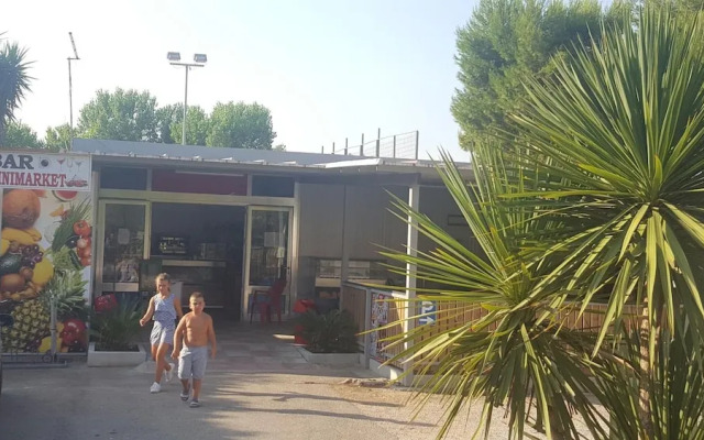 Camping Poseidonia
