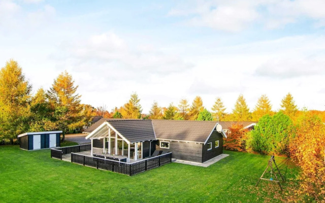 10 Person Holiday Home in Glesborg