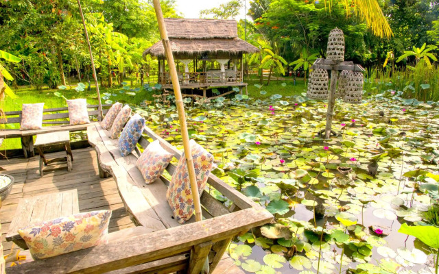 Maisons Wat Kor