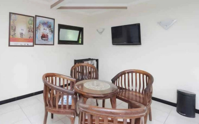 Hotel Lestari Near Lippo Plaza Mall Jember