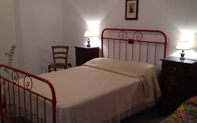 Casa del Capitano Rocca dOrcia