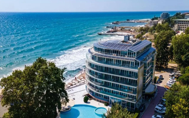 Sirius Beach Hotel & SPA