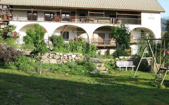 Location Chaud Marcel