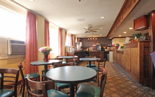 Fireside Inn & Suites Waterville