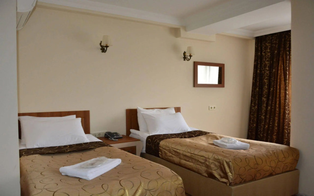 Konur Hotel