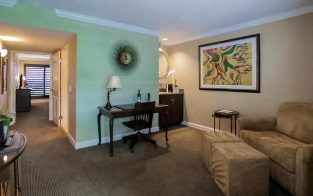 Cupertino Hotel