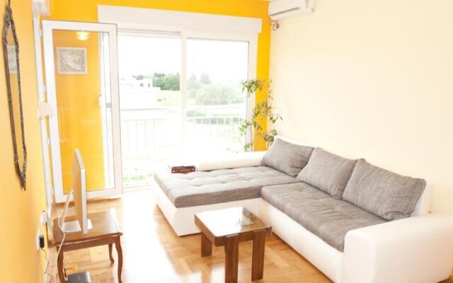 Apartment Sunny