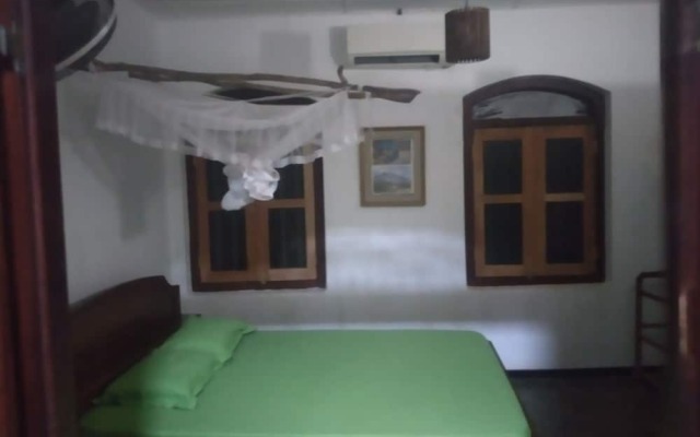Villa Lagoonedge