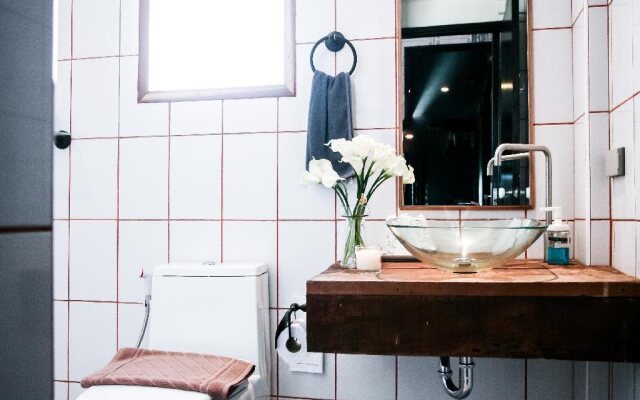 L'atelier Poshtel Phuket Hostel