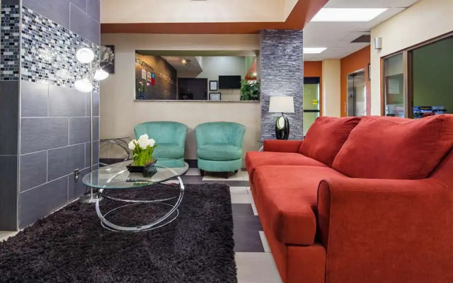 SureStay Plus Hotel by Best Western Blue Springs