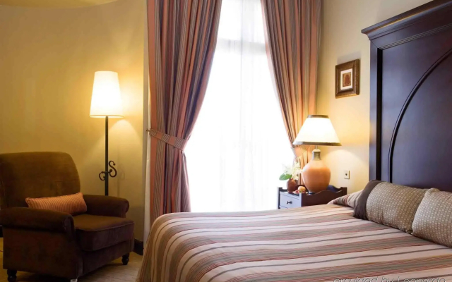 Mercure Grand Hotel Seef - All Suites