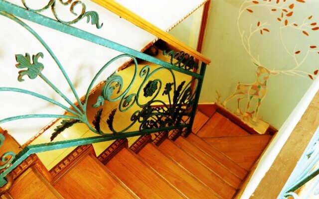 Ease Youth Hostel