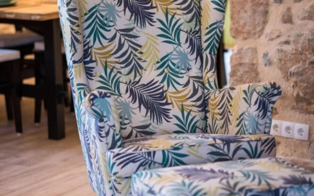 Peace - Rustic With Pool - H