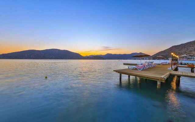 Almond Bungalow Hotel