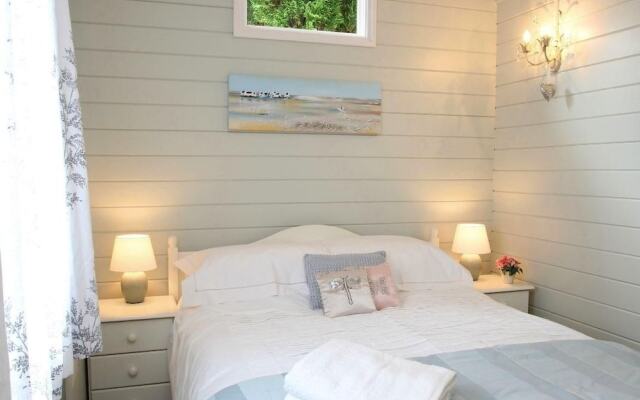 Daisy Lodge