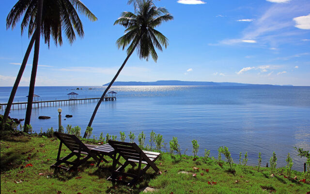 Koh Mak Buri Hut Natural Resort