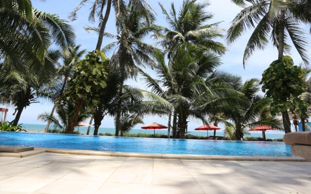 Sunshine Beach Resort