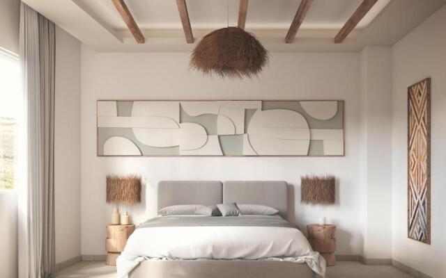Skipper Beachfront Suites