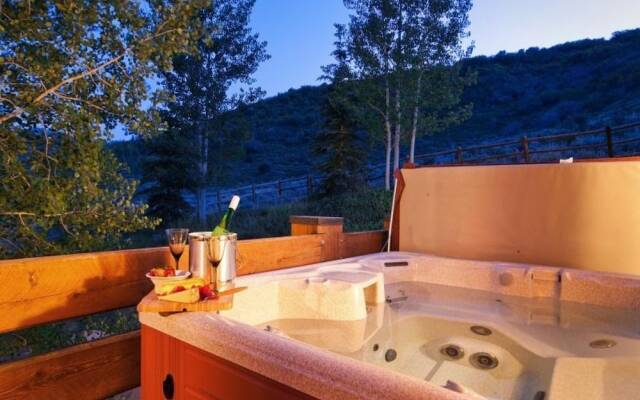 Abode at Gamble Oak in Solamere
