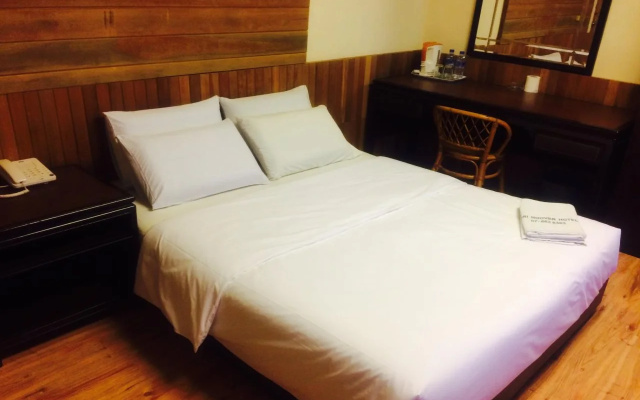 Hoover Hotel