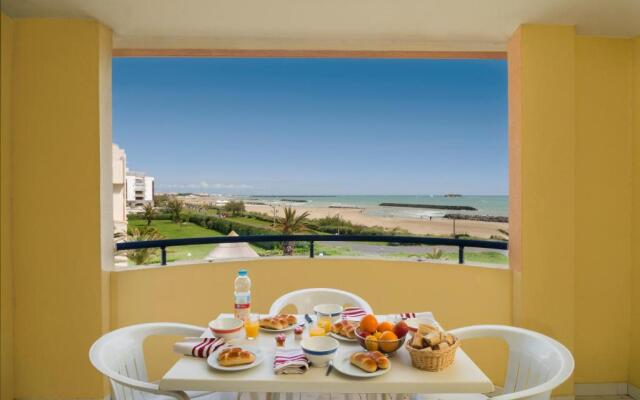 Savanna Beach/Terrasses de Savanna