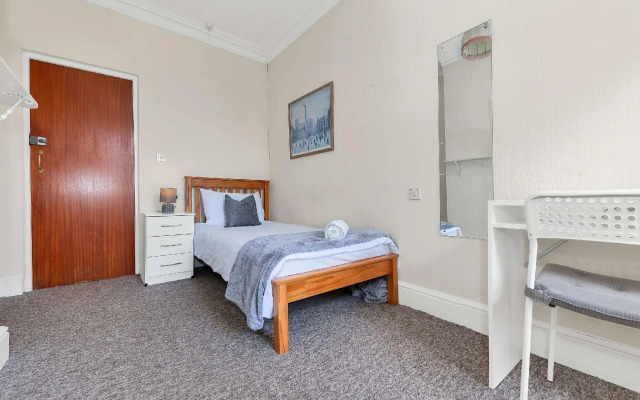 Shelford Lodge
