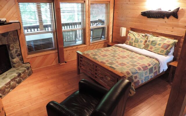 Wild Pacific Waterfront Cabins